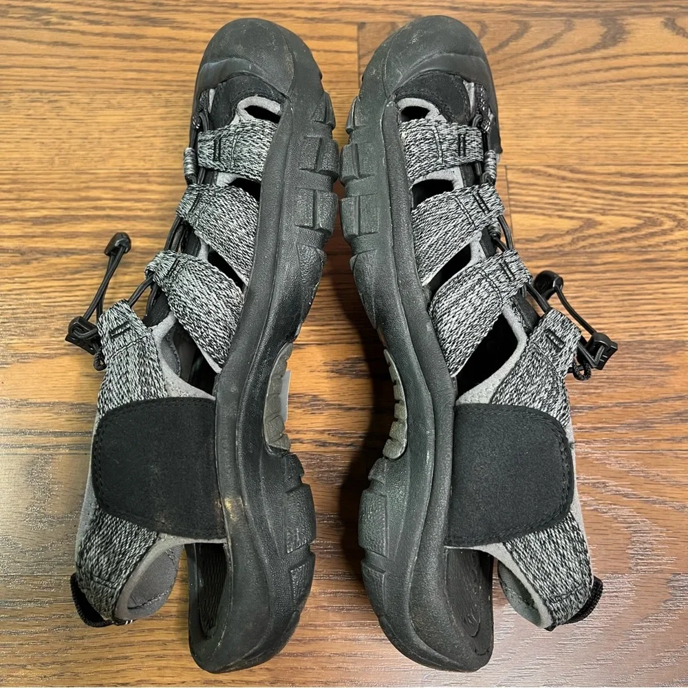 Keen Men's Newport H2 water sandals size 12